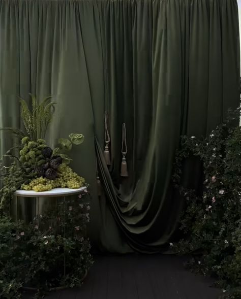 Moody Backdrop Ideas, Velvet Background Photoshoot, Black Green Pink Wedding, Green Backdrop With Balloons, Green Earthy Wedding, Emerald Green Wedding Decor, Green Event Decor, Moody Backdrop, Asian Wedding Decor