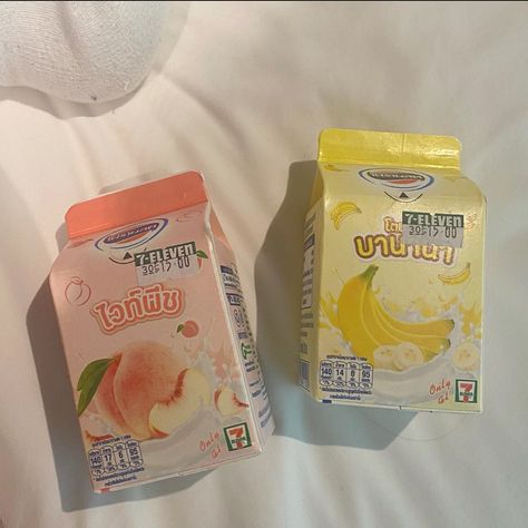 @22931125_ on ig #cute #aesthetic #milk #peach #banana #pink Peach Milk Tea, Peach Milk, Peach Drinks, Food Japan, Peach Aesthetic, Banana Milk, Image Swag, Marauders Era, Japan Food