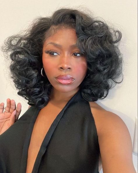 Blowout Black Hairstyles, 90s Curls Short Hair, Curly Blowout Natural Hair, Blow Out Curls Black Woman, Big Curls Black Women Natural, Short Curly Blowout, 90s Curls Black Women, 80s Blowout Hair Black Women, Layered Bob Hairstyles Black Women