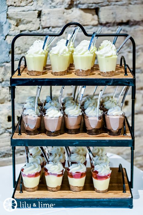 Engagement Party Desserts, Wedding Reception Desserts, Rustic Wedding Desserts, Wedding Cheesecake, Reception Desserts, Sweet Table Wedding, Bridal Shower Desserts, Dessert Bar Wedding, Dessert Station