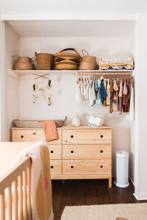 Small Baby Room, Fun Nursery, Small Nurseries, Nursery Closet, Baby Room Design, Nursery Baby Room, Baby Bedroom, Baby's Room, Nursery Decor Girl