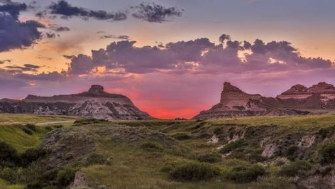 Scottsbluff Nebraska, Oregon Trail, Travel Nursing, National Park Service, National Monuments, Picnic Area, Amazing Places, Travel Usa, Nebraska