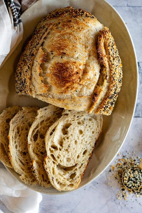 Everything Bagel Sourdough Bread Everything Bagel Sourdough, Bread Recipes For Beginners, Sourdough Bread Recipes, Easy Sourdough Bread, Artisan Sourdough Bread, Artisan Sourdough, Easy Sourdough Bread Recipe, Sourdough Bagels, Sourdough Starter Discard Recipe