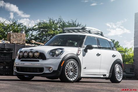 Mini New Mini Countryman, Mini Cooper Models, Mini Cooper Custom, Mini Jcw, Mini Cooper Countryman, Cooper Countryman, Mini Coopers, Morris Minor, John Cooper Works