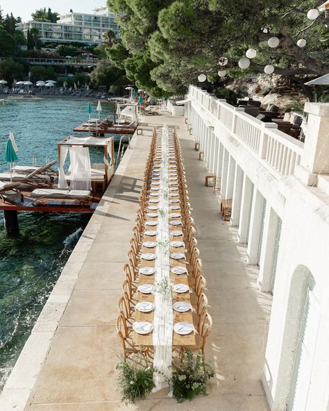 A Sun-Kissed Summer Wedding on Hvar Island✨ Tonya and Kyle celebrated their union with a sun-kissed wedding on the picturesque shores of Hvar Island, Croatia, styled with effortless elegance and romantic charm. The wedding was beautifully captured by photographer @marijalaca_weddings, known for her ability to blend traditional film and modern digital techniques to create vivid, expressive portraits. Marija’s distinctive approach emphasizes natural light and candid moments, ensuring each ph... Bodrum Wedding, Expressive Portraits, Croatia Wedding, Hvar Island, Story Photography, Wedding Kiss, Flowers Decor, Wedding Vibes, Island Weddings