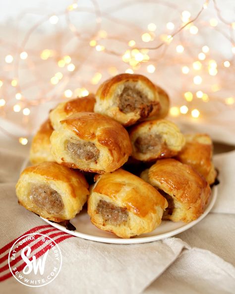 Elevate your next party, event or midweek craving with the ultimate crowd-pleaser and this mini sausage rolls recipe! Mini Sausage Rolls, Sausage Crescent Rolls, Sausage Rolls Recipe, Christmas Content, Christmas Baking Ideas, Gluten Free Pastry, Apple Sausage, Best Party Food, Light Salad