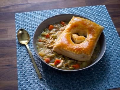 Quick Rotisserie Chicken Pot Pies Recipe | Rachael Ray | Food Network Chicken Pot Pies, Pies Recipes, Puff Pastry Dough, Rachel Ray, Pot Pies Recipes, Pot Pies, Chicken Pot Pie Recipes, Chicken Food, Rachael Ray