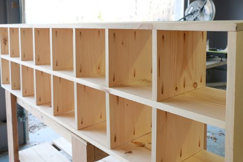 Attach Final Long Side Wooden Cube Storage, Diy Cube Organizer, Diy Cubbies, Diy Cube Storage, Pallet Deck Diy, Cube Drawers, Cube Storage Unit, Diy Storage Boxes, Diy Drawers