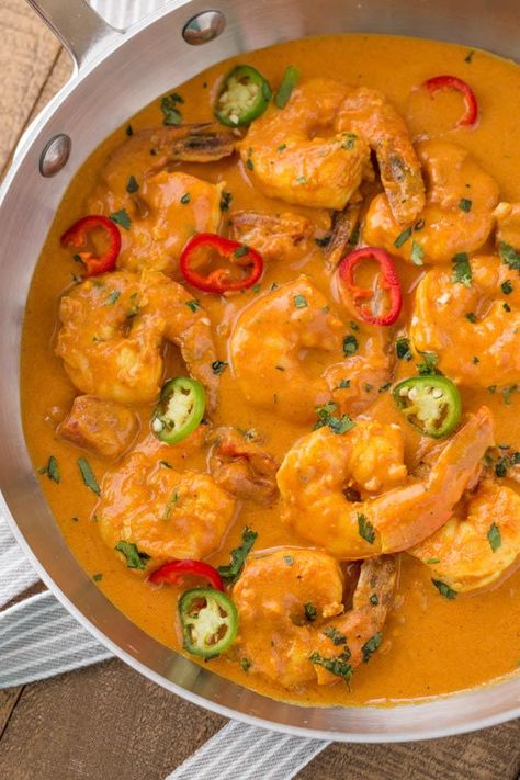 West Indian Recipes, Indian Shrimp, Buttered Shrimp Recipe, Spicy Shrimp Recipes, Curry Indian, Shrimp Curry, Curry Shrimp, Butter Shrimp, Curry Dishes