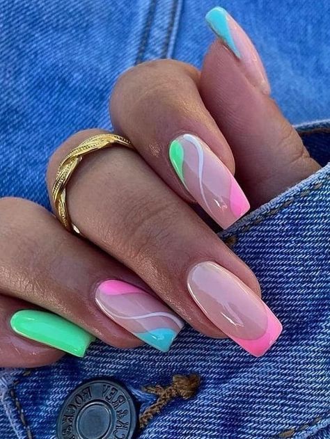 Want to make a bold statement with your nails this summer? Look no further than our top picks for neon green nails! Neon Holiday Nails Summer, Bright Nails For Summer The Beach, Summer Nails Beach Vacations, Ibiza Nails Summer, Bright Vacation Nails, Nail Ideas Neon, Caribbean Nails, Summer Nails Green, Summer Green Nails