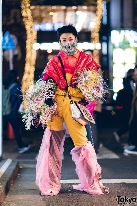 Streetwear Avant Garde, Japanese Avant Garde Fashion, Avant Garde Fashion Street, Japanese Avant Garde, Telephone Bag, Jojo Outfits, Avant Garde Streetwear, Avante Garde Fashion, Apre Ski