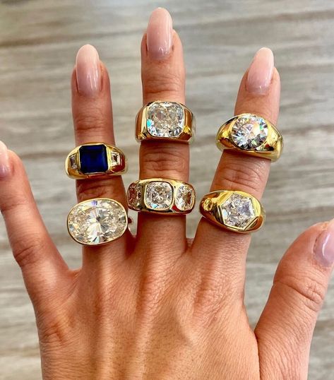 Jennifer Miller Jewelry on Instagram: “Ring. Me. Up! . . . . . #JennyGirl #ringbling #statementring #cocktailring #palmbeach #southbeach #jewelrylover #ringsofinstagram…” Cool Diamond Rings, Maximalist Engagement Ring, Wedding Ring Stack Gold, Chunky Gold Engagement Ring, Chunky Wedding Rings, Chunky Engagement Rings, Bold Engagement Rings, Ring Yellow Stone, Thick Gold Band