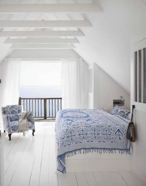 This inspo pinned from Three Birds Renovations is giving us major ideas for gorgeous bedroom designs! Textil Design, Attic Bedrooms, Attic Renovation, Attic Remodel, Attic Bedroom, Design Del Prodotto, Style At Home, White Bedroom, Beautiful Bedrooms