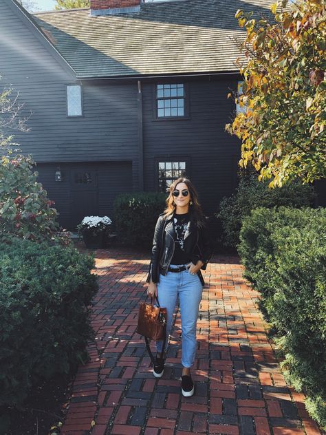 Travel Diary: Salem, Massachusetts — Shore Society Boston Massachusetts Outfits Fall, Salem Massachusetts Pictures, Fall Outfits Salem Ma, Salam Massachusetts Outfits, Salem Outfits Ideas, What To Wear To Salem Ma, Salem Outfits Fall Casual, Outfits To Wear In Salem In October, Salem Trip Outfit