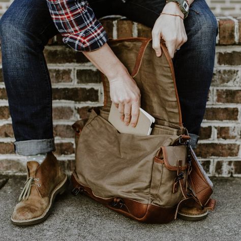 Rugged Fashion, Military Messenger Bag, Men's Messenger Bags, 1940's Style, Mens Rugged, Leather Messenger Bag Men, Lifestyle Photoshoot, Waxed Canvas Bag, Casual Professional