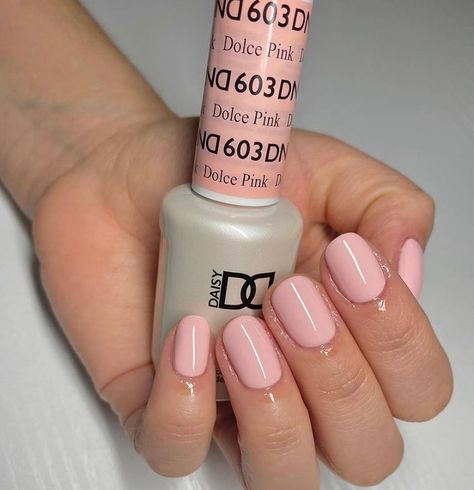 Dnd Gel Nails Ideas, Dnd Light Pink, Dnd Light Pink Gel Polish, Dnd Natural Gel Color, Dnd Soft Pink, Dnd Nude Gel Polish, Dnd Pink Gel Polish Colors, Dnd Gel Polish Colors, Dnd Pink