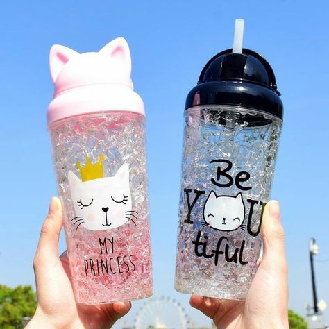 Starbucks Cup Design, Cute Cat Ears, Kawaii Cups, Trendy Water Bottles, Personalization Mall, Summer Smoothies, Cute Water Bottles, Juice Cup, School Accessories