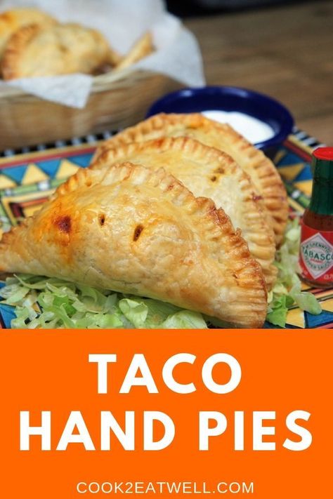 Meatballs And Pie Crust, Hand Held Meat Pie Recipe, Homemade Hand Pies Savory, Freezing Hand Pies, Pizza Dough Hand Pies, Hand Pie Ideas, Hand Meat Pies Recipes, Taco Empanadas Recipe, Hand Held Pie Recipes