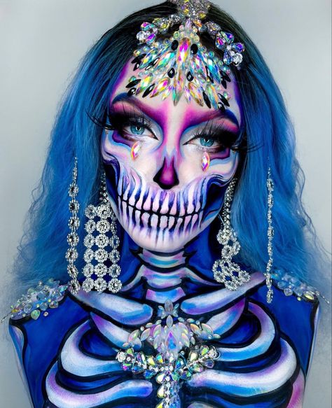 Colourful Skull Makeup, Skeleton Makeup Colorful, Skull Glam Makeup, Colorful Skull Makeup, Glam Skeleton Makeup, Glam Skull Makeup, Skull Makeup Ideas, Glam Skull, Drag Make-up