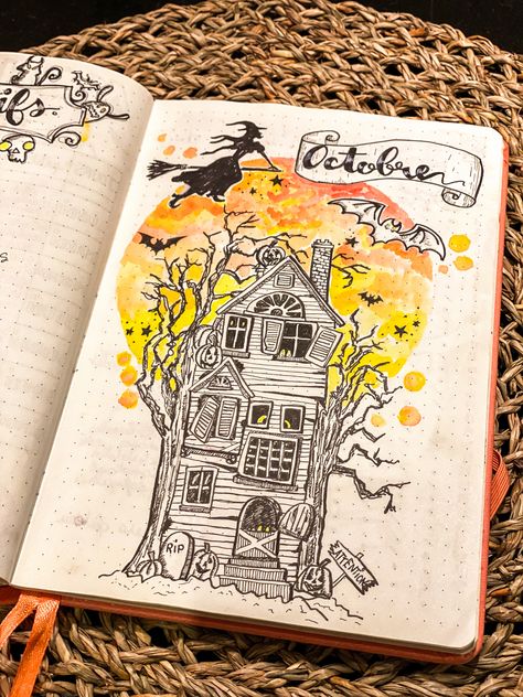 Halloween Bujo, Bullet Journal Halloween, Journal D'inspiration, Bujo Cover, Bullet Journal October, Notebook Drawing, Bullet Journal Cover Ideas, Bullet Journal Paper, Art Journal Therapy