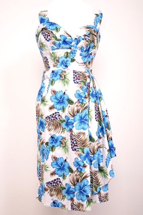 Made exclusively for Doghouse Vintage ,beautiful fabric and styling,Hawaiian Dress Taken from an original 1950s American pattern. White base with vibrant rich colour flowers in blue  Draped front,ties at the side.shoulder straps can be crossed at the back if wanted. Long back zip. Elastic panels at the sides for comfort. Stunning dress and perfect styling for all sizes.stretchy fabric. Please see all photos as they form part of the description. Size 10 Hawaiian Print Dress, Vintage Hawaiian Dress, American Pattern, Motif Vintage, 1950s Style, Hawaiian Dress, Vintage Hawaiian, Hawaiian Style, Hawaiian Print