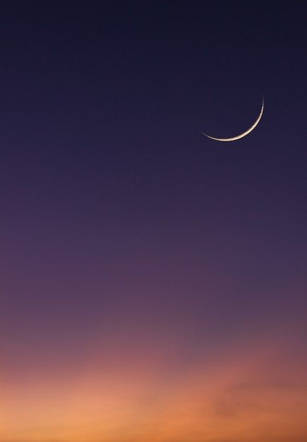 Islamic moon sky vertical on dark blue dusk twilight in the evening. Premium Photo Evening Background, Dark Sky Background, Islamic Moon, Sunset Sky Background, Evening Photo, Night Landscape Photography, Dusk Sky, Dark Edit, Dark Blue Sky