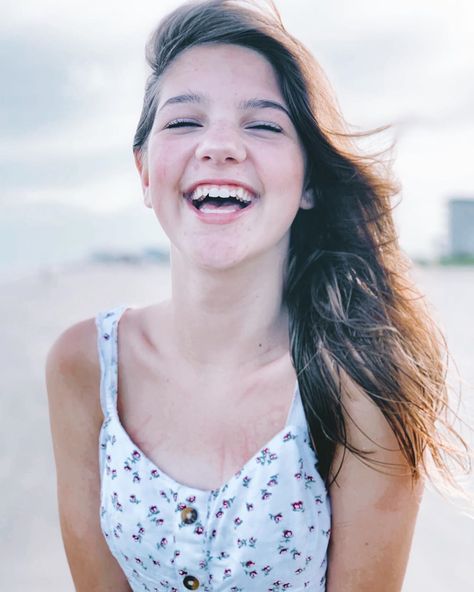 Annie Rose🌻 on Instagram: “my happy place 🤤😭😍❤️ #beach #texas #galveston #model #fashion #summer” Annie Rose Cole, Texas Galveston, Annie Rose, Galveston, Model Fashion, Beautiful Smile, My Happy Place, Fashion Summer, Happy Place