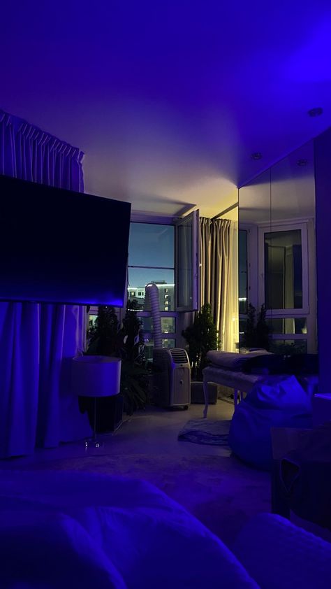 Room Baddie, Bedroom Baddie, Wallpaper Baddie, Apartment Rooms, Pretty Apartments, 2000 Aesthetic, Baddie Wallpaper, Baddie Apartment Ideas, Baddie Apartment