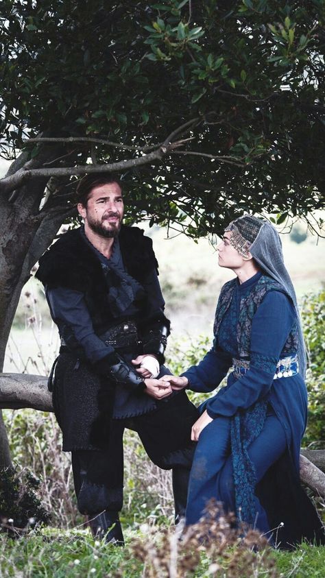 Halima Sultan, Resurrection Ertugrul, Ertugrul Gazi, Engin Altan, Famous Warriors, Funny English Jokes, Dirilis Ertugrul, Ertugrul Ghazi, Beautiful Series