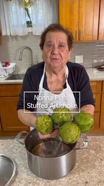 Nona Pia, Best Artichoke Recipe, Nonna Pia, Stuffed Artichokes, Italian Dinner Party, Italian Pasta Dishes, Artichoke Recipes, Health Dinner, Italian Dinner