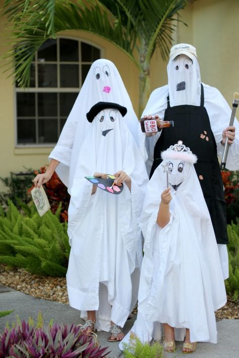 How To Make Ghosts, Ghost Dresses, Spooky Halloween Costumes, Ghost Family, Ghost Halloween Costume, Ghost Diy, Fun Money, Ghost Costume, Halloween Spooktacular