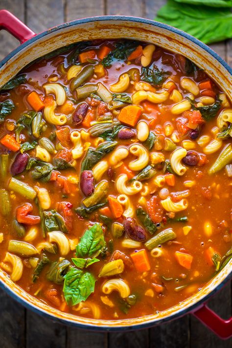 Italian Minestrone Soup - Baker by Nature Italian Minestrone Soup Recipe, Italian Minestrone Soup, Olive Garden Minestrone Soup, Minestrone Soup Recipe, Italian Soup, Minestrone Soup, Easy Soups, Minestrone, Salsa Verde