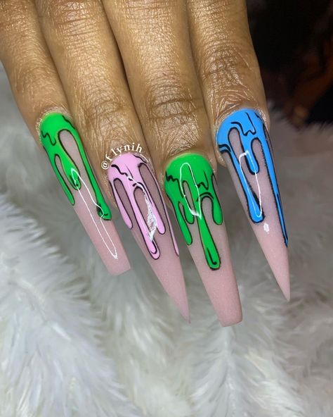 WhoDidYourNailsLLC 💅🏾 on Instagram: “It’s the drip fa me 💧 . I love these nails sooo much , drip is my favorite design to do and let’s get in to this S H A P I N G 🤤 .” Paint Drip Nails, Drippy Nails, Drip Nails, Baddie Nails, Drip Painting, Pretty Acrylic Nails, Nail Tech, Nail Ideas, A P