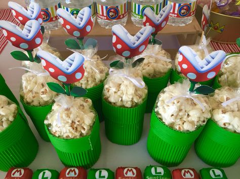 Super Mario Bros Candy Bags, Mario Birthday Party Ideas Decorations, Super Mario Birthday Party Centerpiece, Mario Bros Candy Bag Ideas, Super Smash Bros Party Ideas, Super Mario Bros Party Centerpieces, Super Mario Party Centerpiece, Mario Party Snacks Food Ideas, Super Mario Party Ideas Decoration