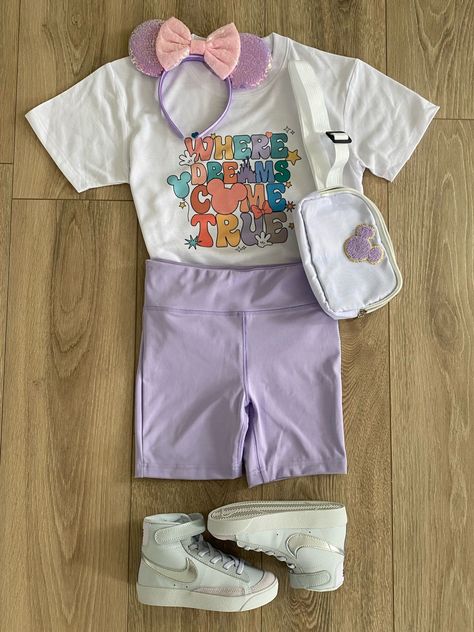 Disneyland Birthday Shirt, Disney Outfits Kids Girls Ideas, Disney Outfits Girls Kids, Toddler Disney Outfit Girl, Disney Outfits Toddler Girl, Toddler Girl Disney Outfit, Disney Magic Kingdom Outfit, Girl Disney Outfits, Disneyland Family Outfits