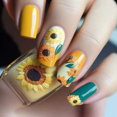 20 Fall Sunflower Nail Ideas 2024: Design, Acrylic, Short and Burgundy Nails Sunflower Nails Acrylic, Sunflower Nail Ideas, Sunflower Nail Designs, Sunflower Nail, Chipped Nail Polish, Sunflower Nail Art, Brown Nail Polish, Yellow Nail Art, Yellow Nails Design