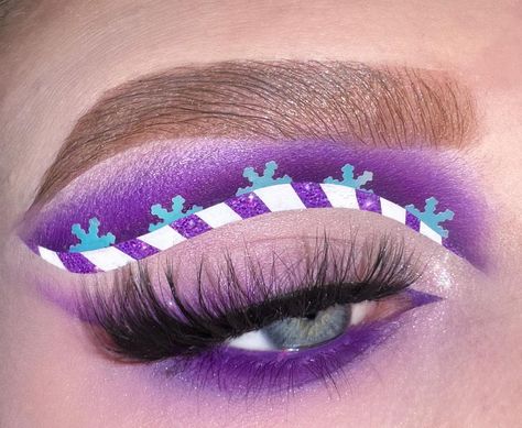 Christmas Makeup Look, Purple Candy, Purple Makeup, Eye Makeup Designs, Purple Christmas, Crazy Makeup, Christmas Makeup, Makeup Designs, Creative Makeup