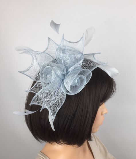 A personal favourite from my Etsy shop https://www.etsy.com/uk/listing/485721331/pale-blue-fascinator-baby-blue-comb Blush Pink Fascinator, Powder Blue Wedding, Ascot Ladies Day, Blue Fascinator, Pink Fascinator, Occasion Hats, Fascinator Hairstyles, Wedding Fascinators, Elegant Flowers