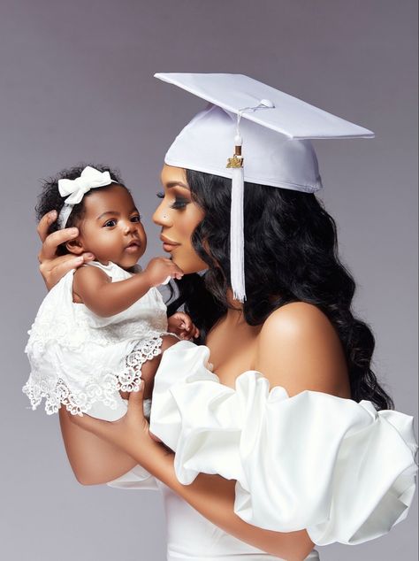 Mommy And Me Nursing Photo Shoot, Graduation Pictures With Daughter, Mom And Baby Graduation Pictures, Mommy And Me Graduation Pictures, Graduation Pictures With Baby, Mother Daughter Graduation Pictures, Mom Graduation Pictures With Kids, Nursing Pictures, Nursing Graduation Pictures