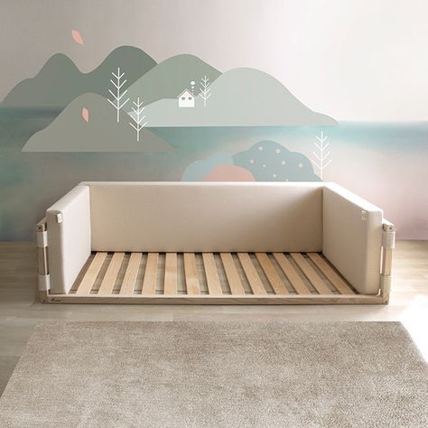 Montessori Bedroom Bed, Toddler Mattress On Floor, Girl Floor Bed, Kid Floor Bed, Floor Bed Baby, Diy Montessori Floor Bed, Baby Floor Bed, Kids Floor Bed, Toddler Floor Bed