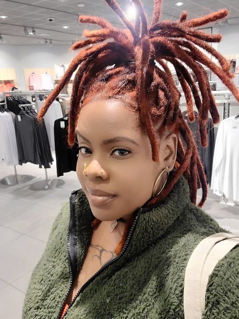 Super Short Locs, Coloring Locs, Orange Locs, Dreads Art, Real Locs, Dreads Locks, Dreadlock Rasta, Short Locs, Girl Hair Colors