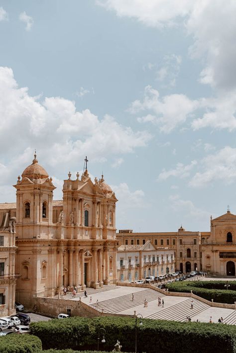 East Sicily, Noto Sicily, Sicily Travel, Palermo Italy, Cities In Italy, Positano Italy, Travel Photography Inspiration, Sicily Italy, Southern Italy