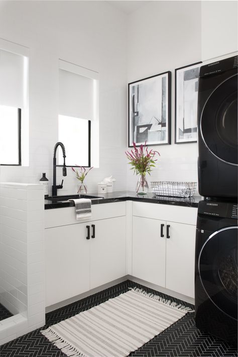 Black And White House Aesthetic, Black Home Interior, White Pattern Wallpaper, Black And White House, Black Floor Tiles, Striped Walls, Home Themes, White Interior Design, Black And White Interior