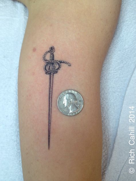 /// rich cahill // nyadorned // micro saber tattoo / mini sword tattoo / tiny tattoo Inigo Montoya Tattoo, Musketeer Tattoo, Three Musketeers Tattoo, Rapier Tattoo, Small Pirate Tattoo, Conquistador Tattoo, Saber Tattoo, Princess Bride Tattoo, Lightsaber Tattoo