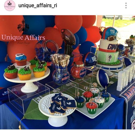 New York Giant's Theme Birthday Party Dessert Table and Decor Birthday Party Dessert Table, New York Theme, Birthday Party Desserts, Football Theme Party, Party Snack Food, Party Dessert Table, Christmas On A Budget, Adult Birthday Party, Dessert Tables