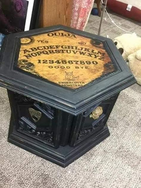 Goth Styles, Revamp Furniture, Book Corner, Whimsical Furniture, Furniture Flipping, Antique Side Table, Gothic Furniture, Spirit Board, Horror Decor