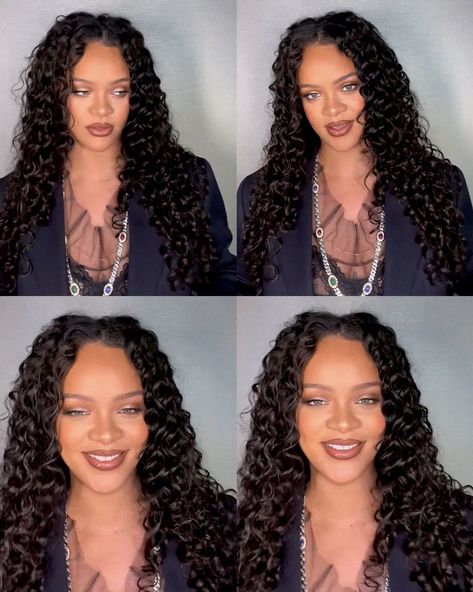 Rihanna Natural Hair, Rihanna Face, Rihanna Street Style, Rihanna Hairstyles, Rihanna Outfits, Rihanna Looks, Rihanna Riri, Rihanna Style, Stylish Celebrities