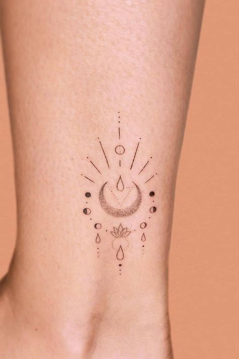 36 Beautiful Lotus Tattoos (Design & Meaning - 2021 Guide) Agave Tattoo, Red Lotus Tattoo, Guide Tattoo, Simple Lotus Flower Tattoo, Simple Lotus Tattoo, Lotus Tattoo Meaning, Lotusblume Tattoo, Moon Lotus, Small Lotus Flower Tattoo