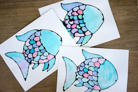 Watercolor Black Glue Rainbow Fish Rainbow Fish Art Project, Rainbow Fish Craft Preschool, Rainbow Fish Art, Rainbow Fish Template, Rainbow Fish Craft, Fish Crafts Preschool, Shoebox Float, Rainbow Fish Book, Middle School Crafts