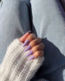 Pink And Lavender Nails, Light Purple Nails, Almond Gel Nails, Light Colored Nails, Unghie Sfumate, Kutek Disney, Squoval Nails, Pink And Lavender, Purple Nail Designs